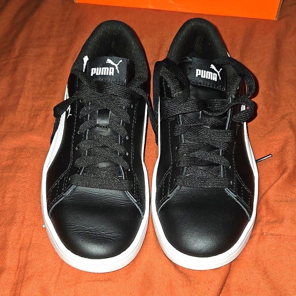Boys New Puma Sneakers